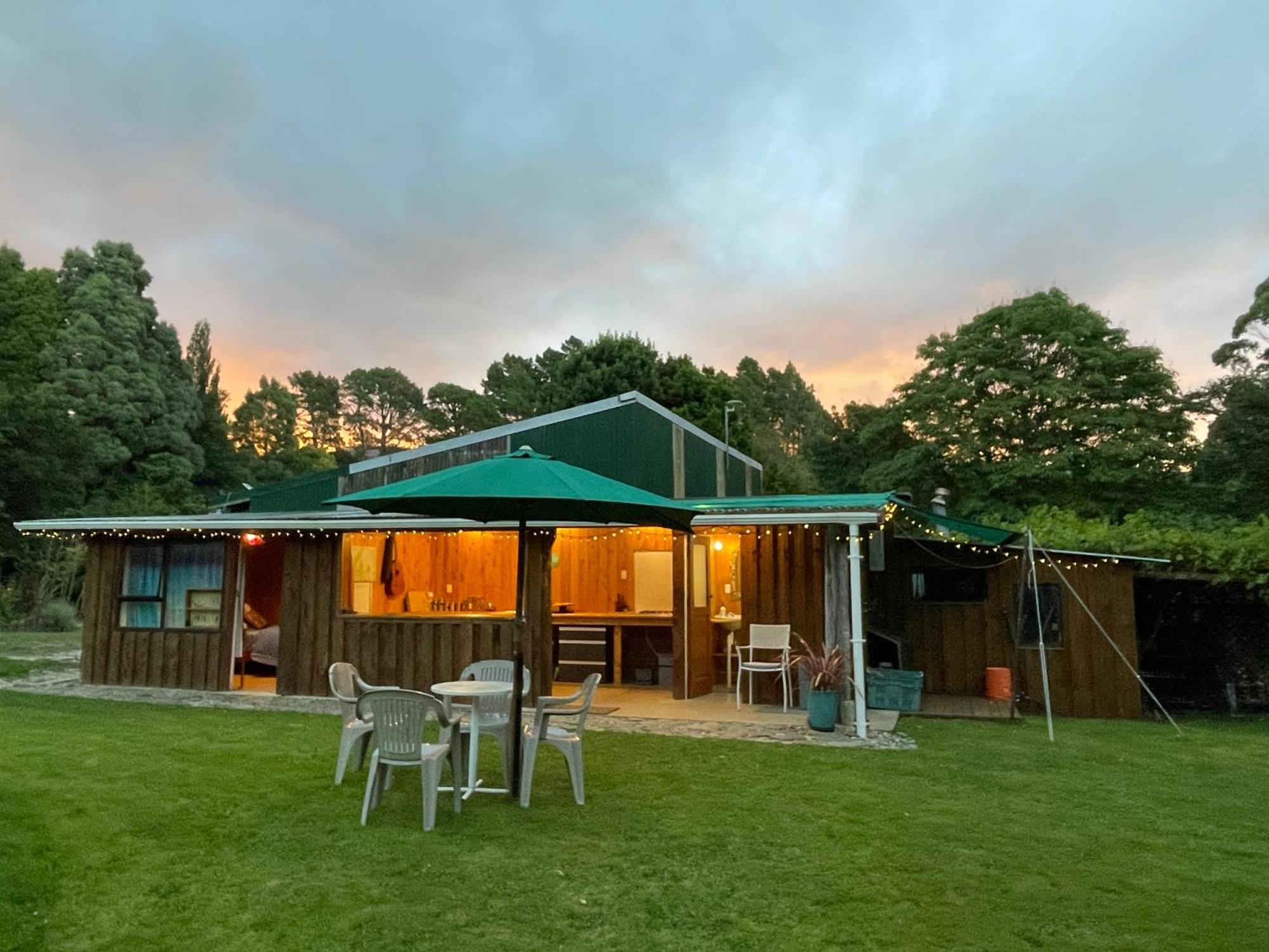 River Song Retreat Golden Bay Takaka Esterno foto